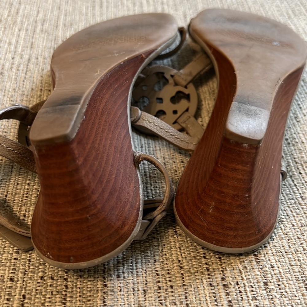 Tory Burch wedge sandals gray size 7 - Picture 6 of 9